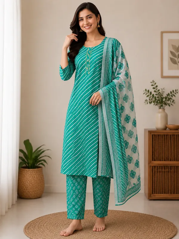 Green_Cotton_Kurta_Set_For_Women