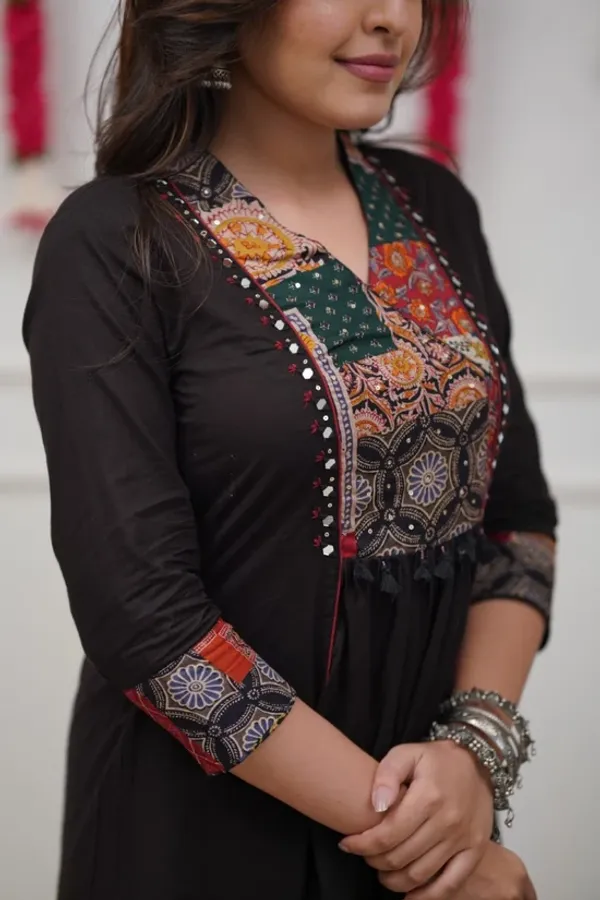 Women’s_Black_Anarkali_Kurta_Set_with_Multicolour_Printed_Dupatta_|_Ethnic_Festive_Wear_|_Jaipuri_Dhage