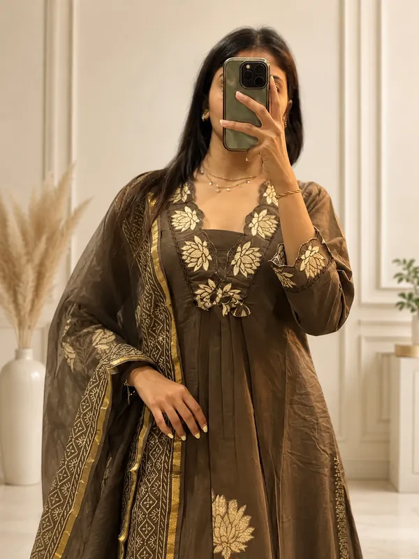 Coffee_Brown_Cotton_Kurta_Set_For_Women