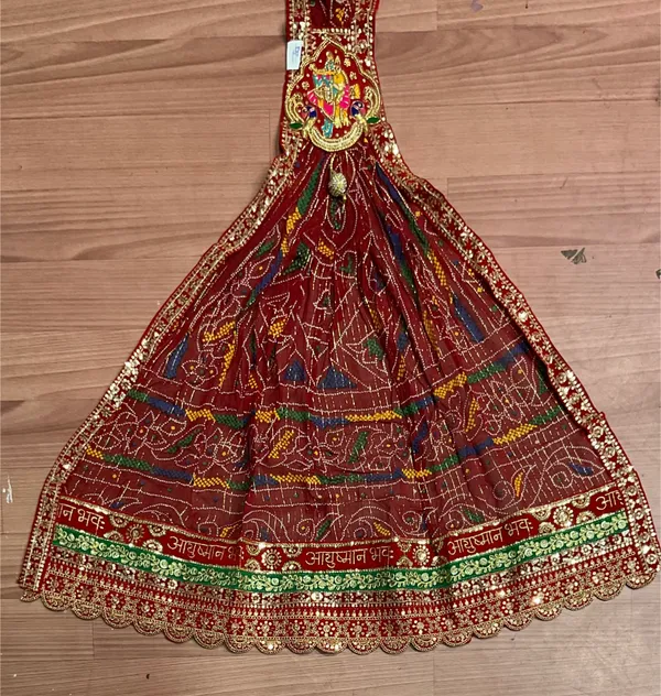 Maroon_Georgette_Brooch_Chunri_For_Women