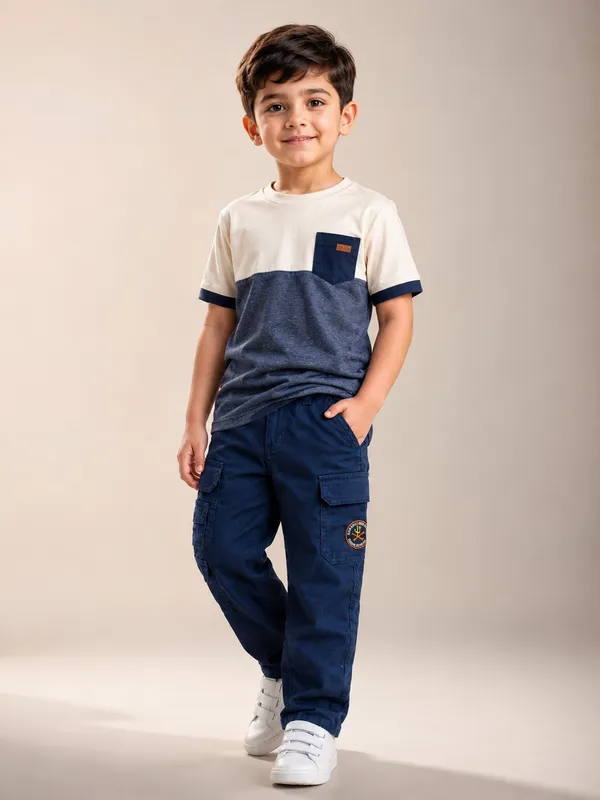 Navy_Blue_Cotton_Regular_Fit_Cargo_Trousers_For_Boys