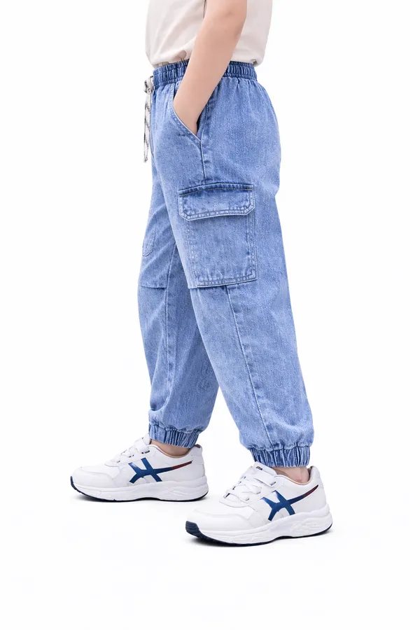 Light_Blue_Denim_Regular_Fit_Cargo_Jogger_Jeans_For_Boys