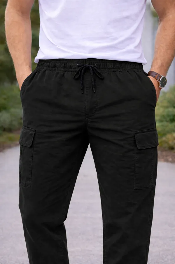 Black_Cotton_Relaxed_Fit_Cargo_Trousers_For_Men