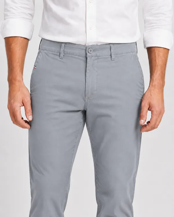 Cotton_Straight_Fit_Mid-Rise_Chinos_Trousers