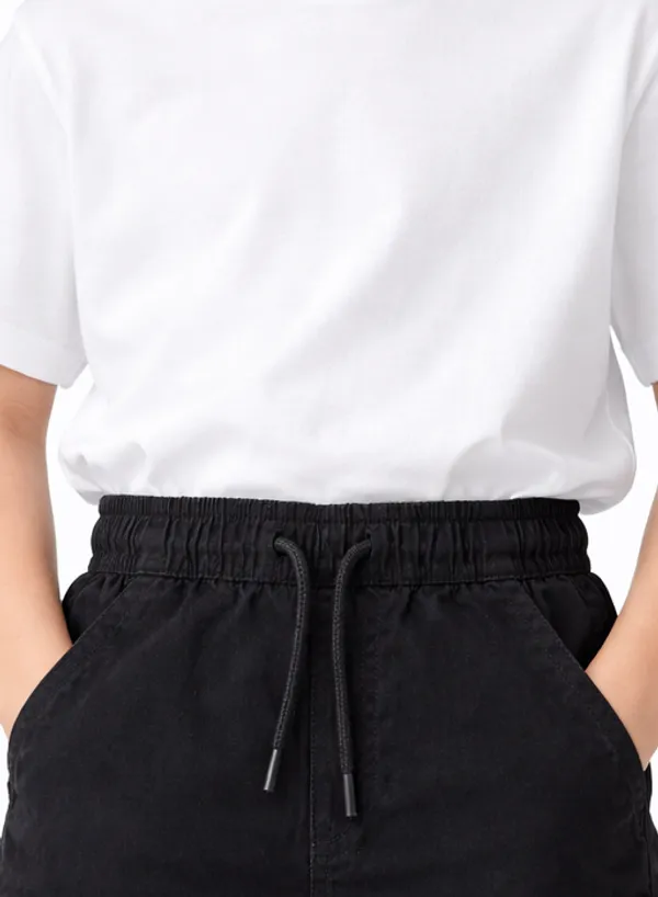Black_Cotton_Cargo_Shorts_For_Boys