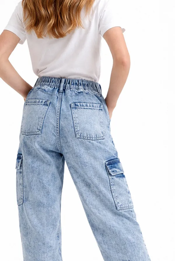 Blue_Denim_Regular_Fit_Cargo_Jogger_Jeans_For_Girls