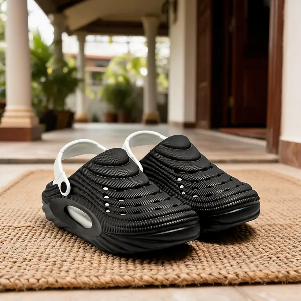Black_EVA_Textured_Clogs_with_Strap