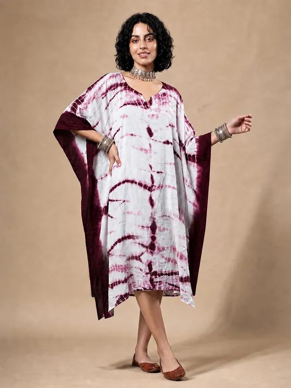 Iridaa_Jaipur_Trends_Rayon_Crepe_Tie-dye_Printed_Kaftan_Style_Dress