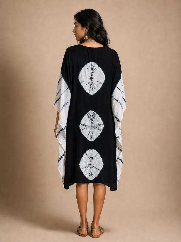 Iridaa_Jaipur_Trends_Rayon_Crepe_Tie-dye_Printed_Kaftan_Style_Dress