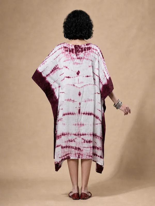 Iridaa_Jaipur_Trends_Rayon_Crepe_Tie-dye_Printed_Kaftan_Style_Dress