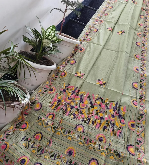 Khaat_Trends_Linen_Chanderi_Hand_Embroidery_Saree_With_Blouse