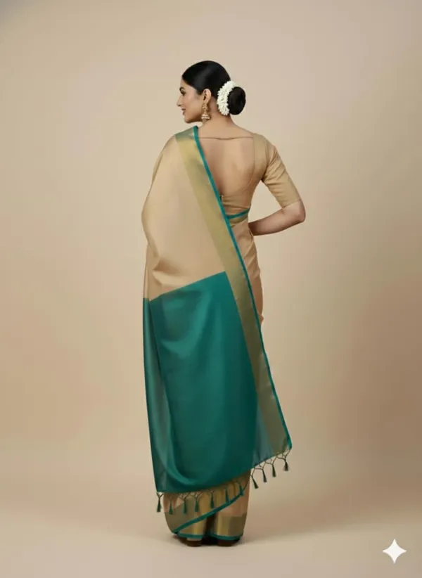 Traditional_Saree_With_Contrast_Border
