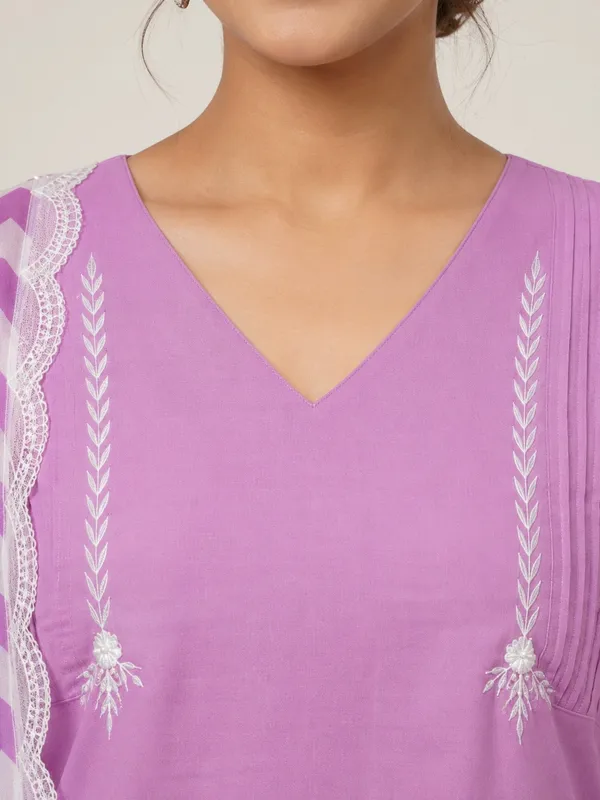 Purple_Cotton_Embroidered_Suit_Set_For_Women