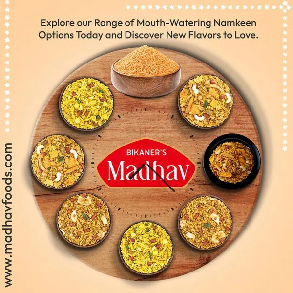 Madhav_Aloo_Bhujya_|_1.6_Kg_(400_Gm_X_4_packs)_|_Handmade_with_No_Palm_Oil
