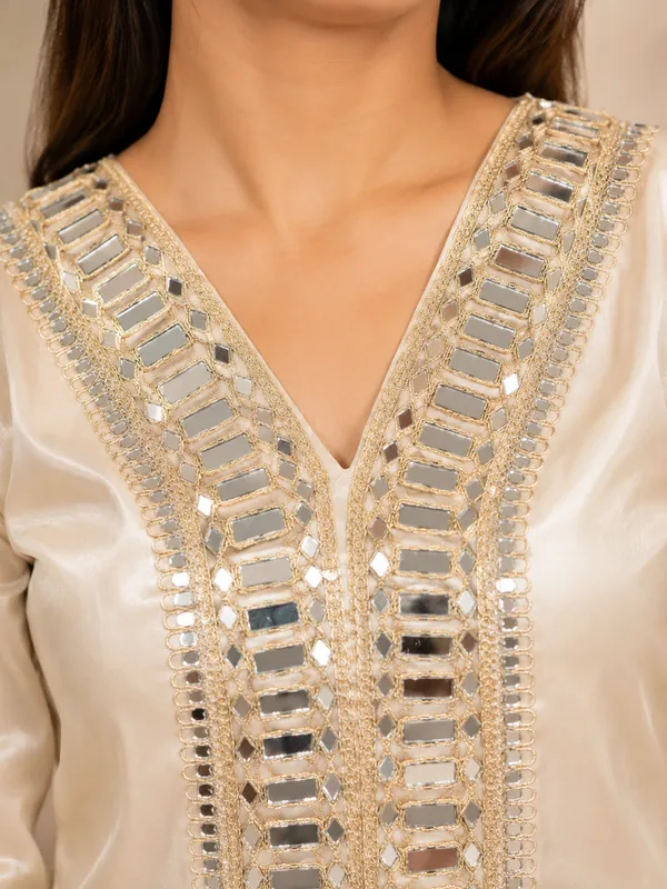 Mirror_work_Women_Kurti