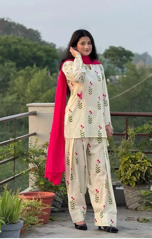 Amrapali_Trend_Premium_Cotton_Kurti_Set_with_Farshi_Pant_&_Dupatta