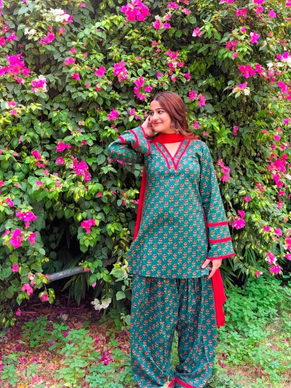 Libas_Teal_Floral_Printed_Kurta_&_Farshi_Salwar_Set