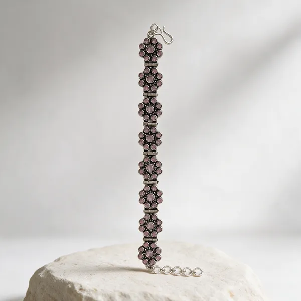 Silver_Metal_Bracelet_For_Women