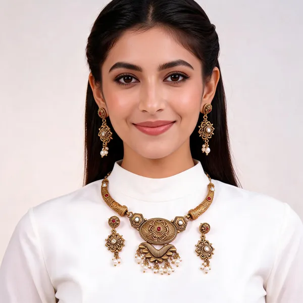 Gold_Metal_Choker_For_Women