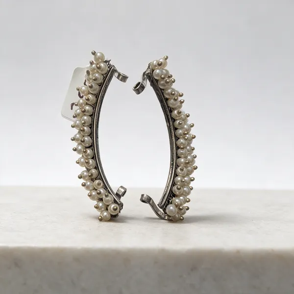 White_Metal_Earring_For_Women