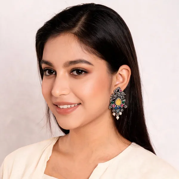Silver_Metal_Earring_For_Women
