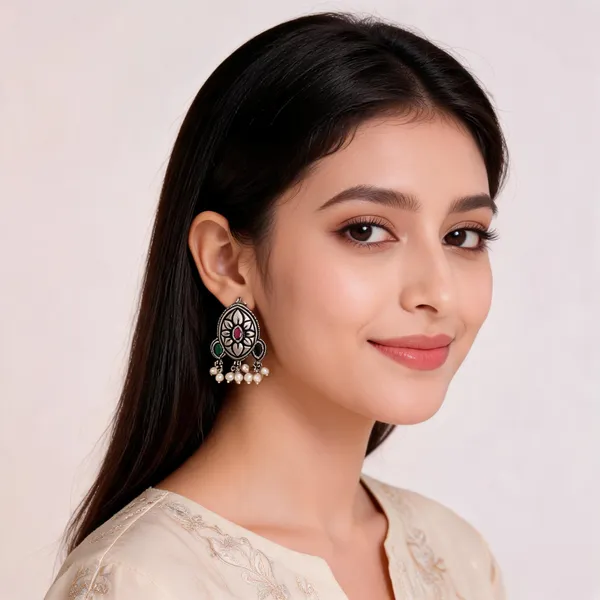 Silver_Metal_Earring_For_Women