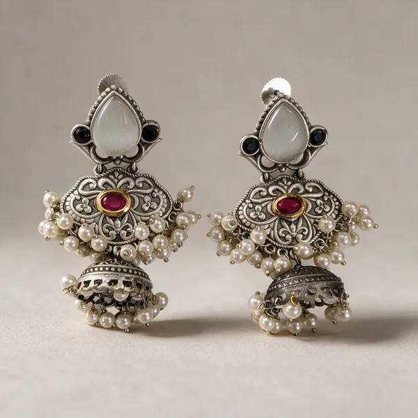 White_Metal_Earring_For_Women