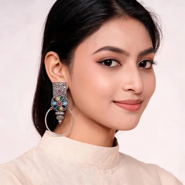 Silver_Metal_Earring_For_Women