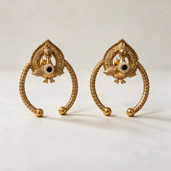 Gold_Metal_Earring_For_Women