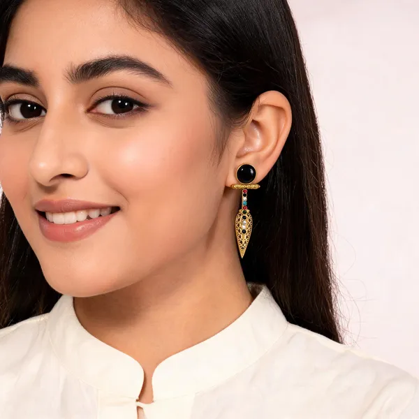 Gold_Metal_Earring_For_Women