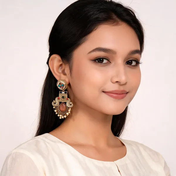 Gold_Metal_Earring_For_Women