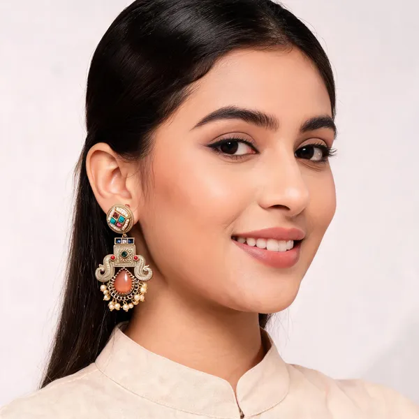 Gold_Metal_Earring_For_Women