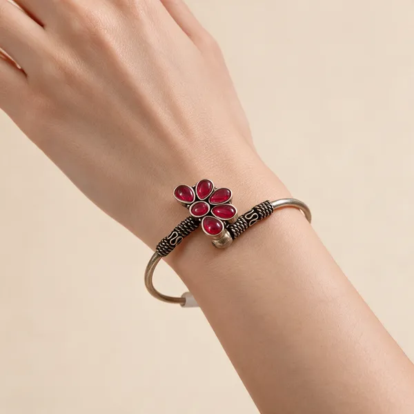 Red_Metal_Kada_For_Women
