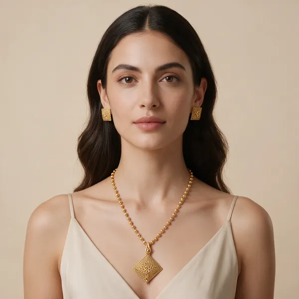 Gold_Metal_Necklace_Set_For_Women