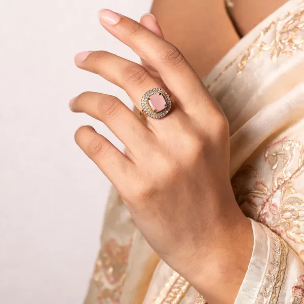 Gold_Metal_Ring_For_Women