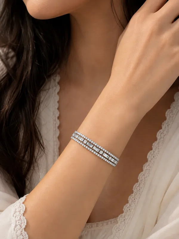 Diamond_Luxe_Baguette_Silver_Bracelet