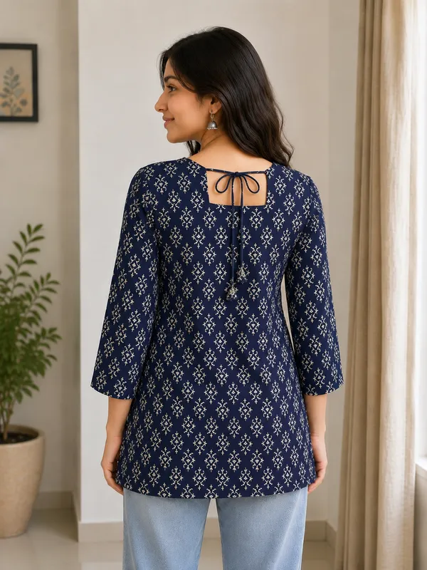 Navy_Blue_Cotton_Straight__Short_Kurti_For_Women