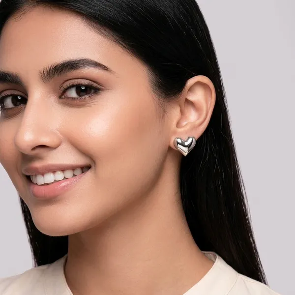 Silver_Alloy_Heart_Stud_Earrings_For_Women