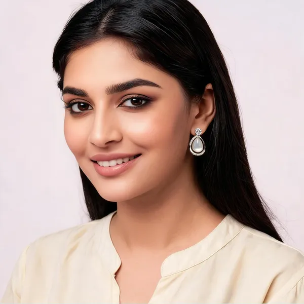 Silver_Alloy_Dewdrop_Crystal_Halo_Earrings_For_Women