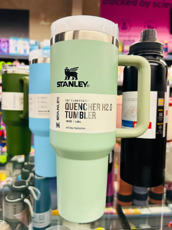 Stanley_Quencher_H2.0_40_Oz_Tumbler