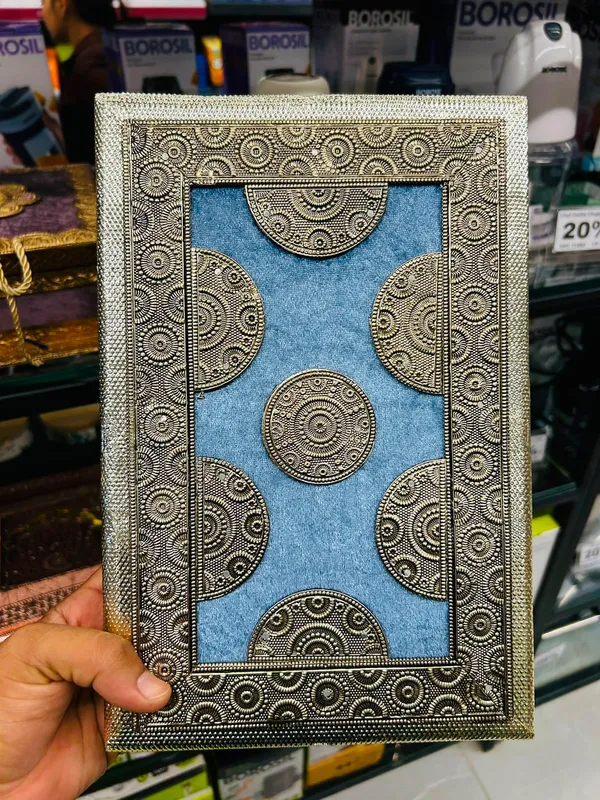 Metal_Ornate_Embossed_Compartment_Storage_Box