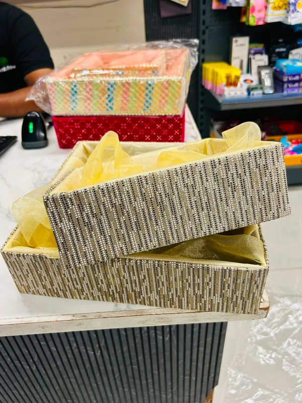 Rhinestone_Embellished_Rectangular_Storage_Box