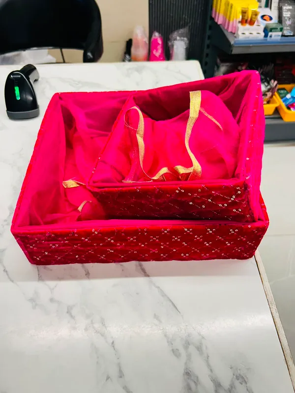 Red_Fabric_Sequin_Pattern_Storage_Organizer