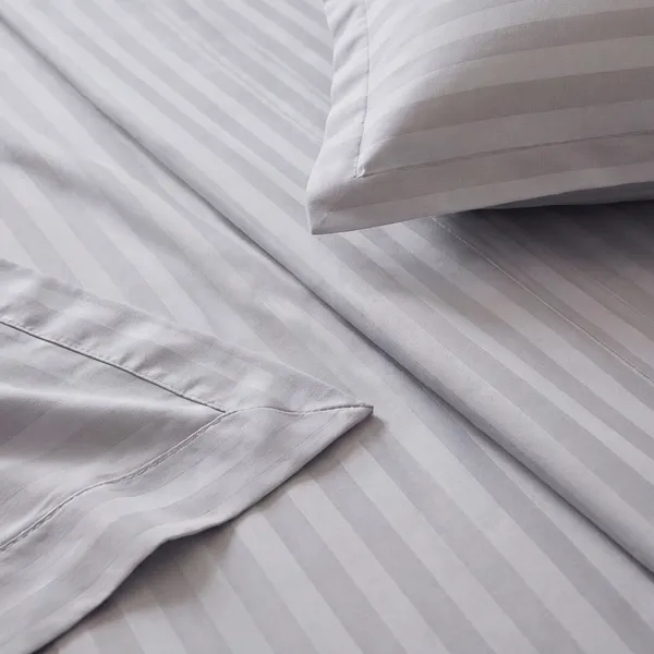 Silver_Grey_Satin_Stripe_King_Flat_Bed_Sheet