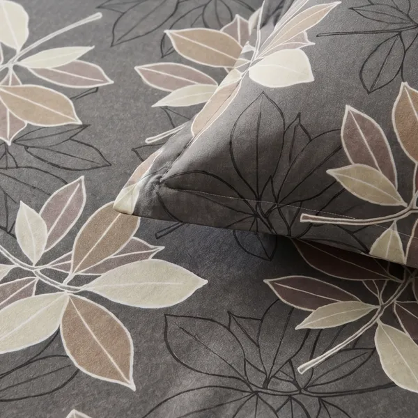 Botanical_Charcoal_Grey_Autumnal_Leaf_Print_Bedsheet