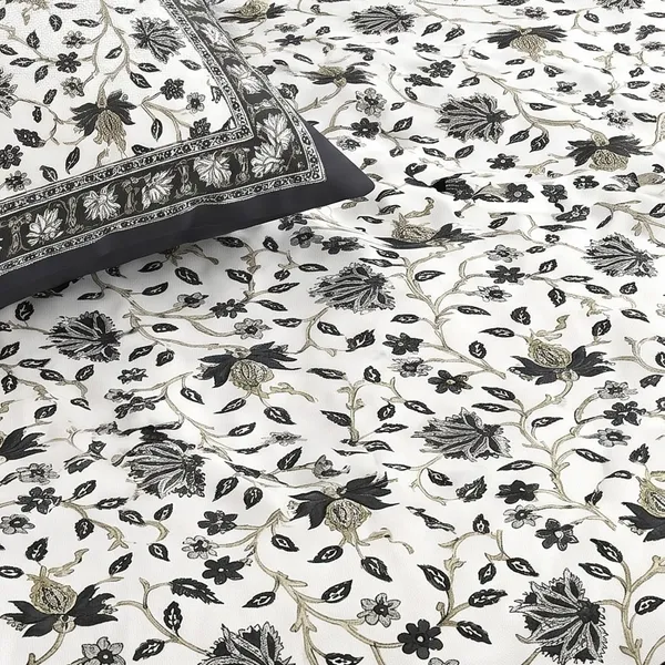 Pure_Cotton_Jaipuri_Floral_Jaal_White_Black_King_Size_Bedsheet