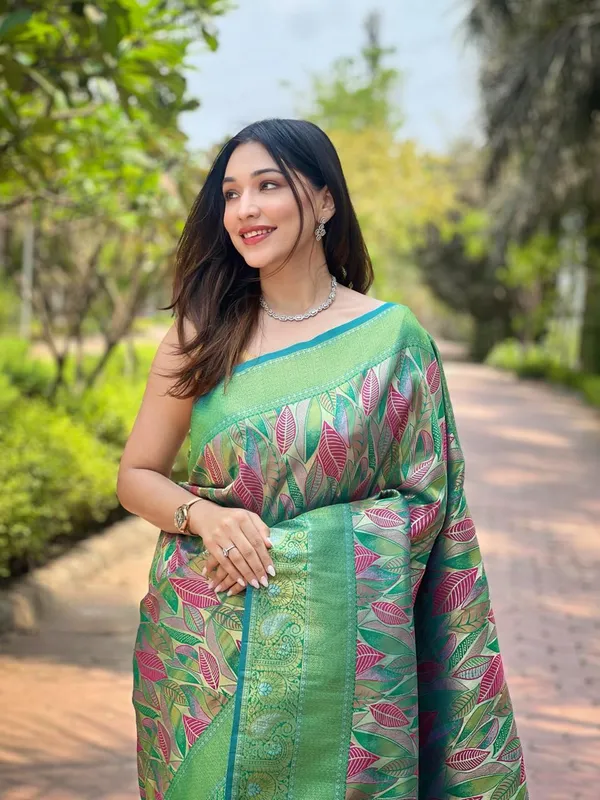 Women_S_Luxurious_Pista_Green_Pink_Art_Silk_Saree_With_Intricate_Leaf_Weave_Broad_Zari_Border_Ideal_For_Festive_Wedding_Occasions