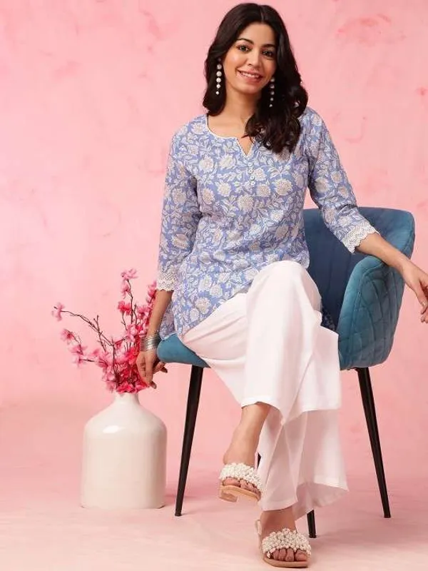 Women_S_Rayon_Floral_Printed_Straight_Short_Kurti_Set