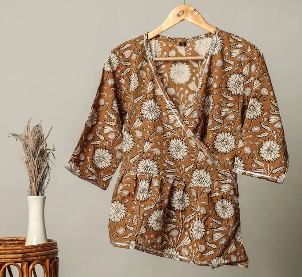 Handmade_Block_Print_Cotton_For_Women_Ethnic_Floral_Printed_Top_With_Long_Sleeves