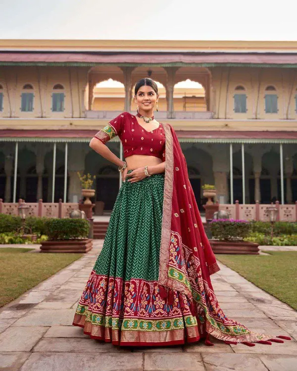 Women_S_Traditional_Printed_Lehenga_Choli_Set_With_Embroidered_Dupatta_Festive_Wear